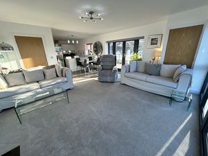 Photo 6- click for photo gallery